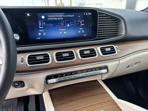 Certified 2025 Mercedes-Benz GLE 350 4MATIC image 26