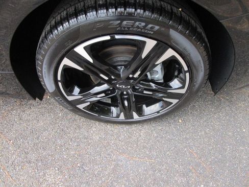 Used 2024 Kia K5 GT-Line w/ GT-Line Premium Package image 10