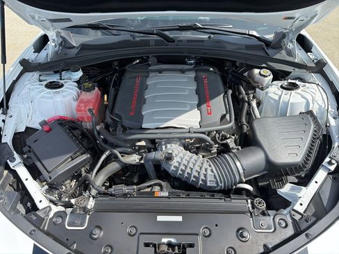 Used 2016 Chevrolet Camaro SS image 19