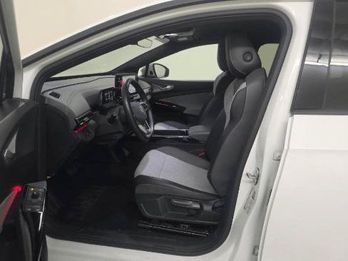 Used 2023 Volkswagen ID.4 Pro RWD image 21