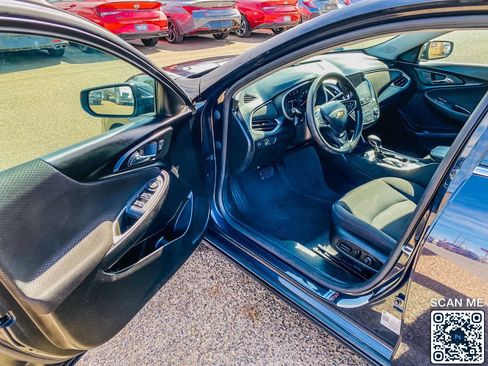 Used 2023 Chevrolet Malibu LT FWD image 12