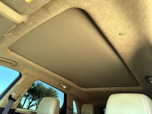 Used 2017 Cadillac XT5 Platinum image 23