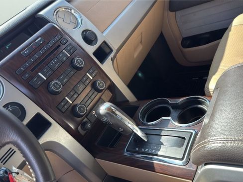 Used 2012 Ford F150 Lariat w/ Lariat Chrome Pkg RWD image 20