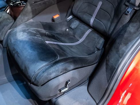 Certified 2025 Ferrari Purosangue AWD/4WD image 50