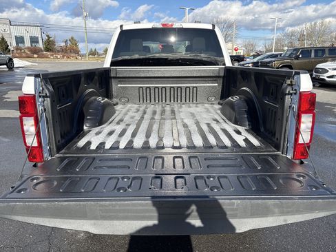 Used 2020 Ford F250 XLT image 5