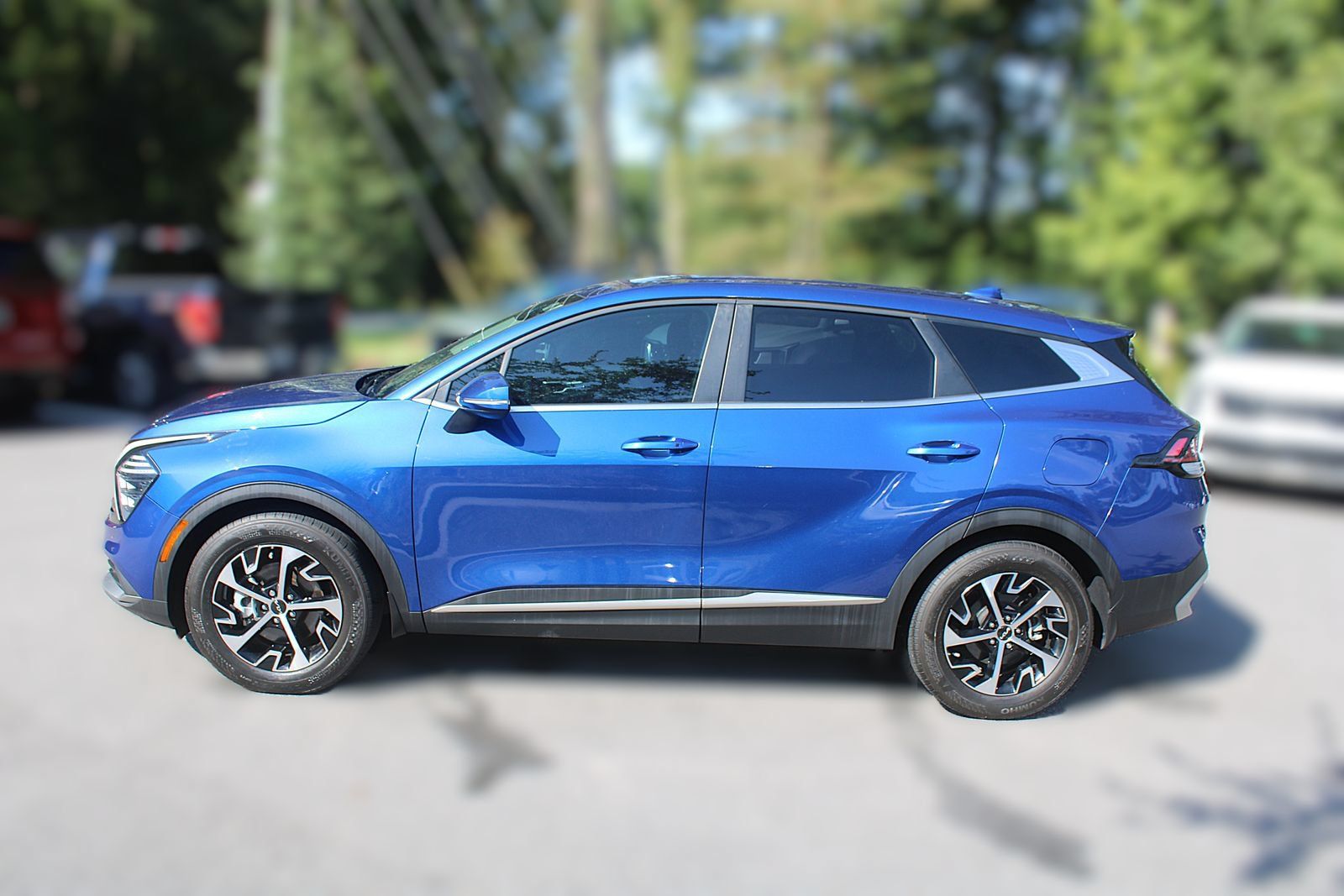 Certified 2024 Kia Sportage EX FWD image 5
