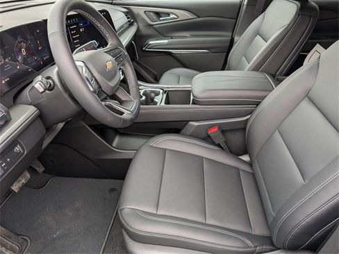 New 2026 Chevrolet Traverse LT w/ Driver Confidence Package image 15