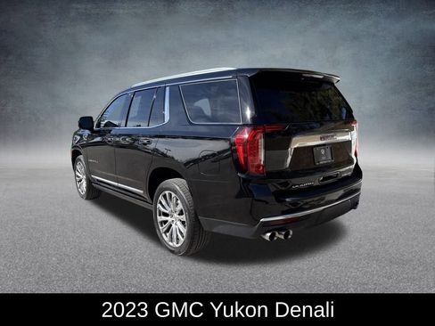 Used 2023 GMC Yukon Denali image 3
