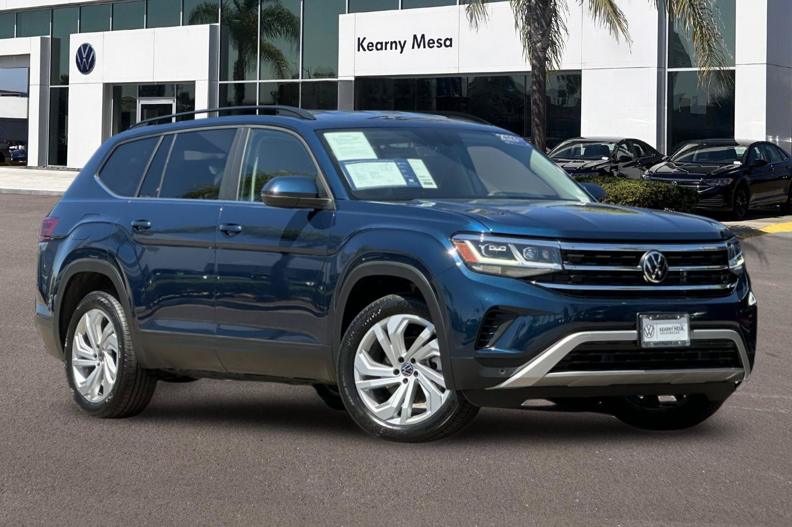 Used 2023 Volkswagen Atlas SE FWD image 2