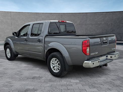 Used 2020 Nissan Frontier SV image 7