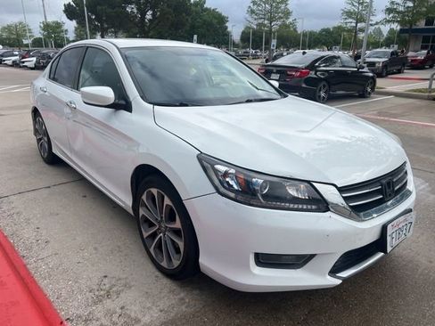 Used 2014 Honda Accord Sport image 4