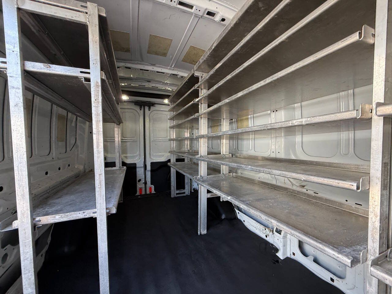 Used 2017 Ford Transit 250 148 Medium Roof RWD image 10