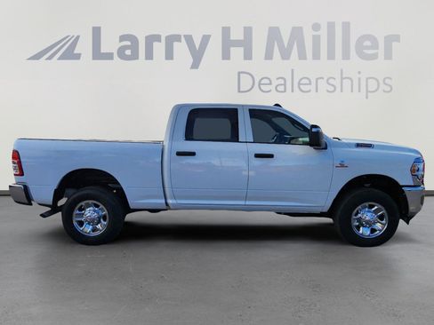 New 2024 RAM 2500 Tradesman w/ Chrome Appearance Group image 4