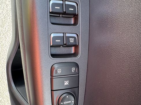 Used 2022 Kia Sportage LX AWD/4WD image 12