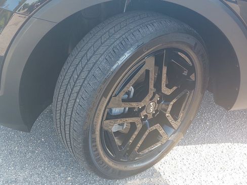 Used 2024 Kia Telluride EX X-Line AWD/4WD image 35