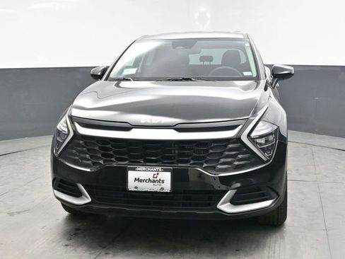 Used 2023 Kia Sportage LX AWD/4WD image 2