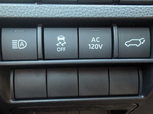 Certified 2026 Toyota 4Runner TRD Off-Road Premium AWD/4WD image 40