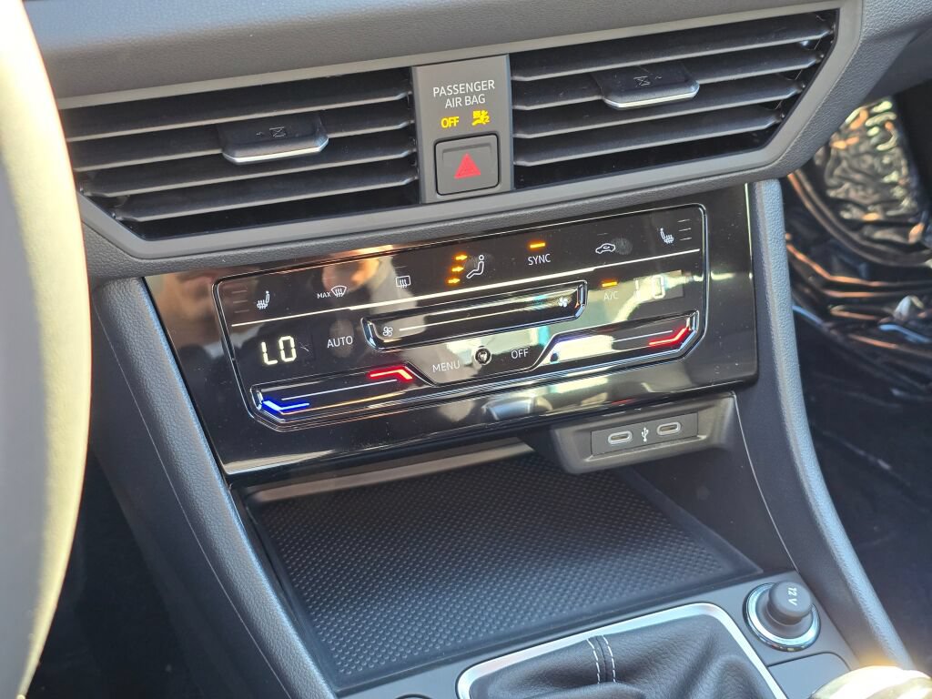 New 2027 Volkswagen Jetta Sport FWD image 25