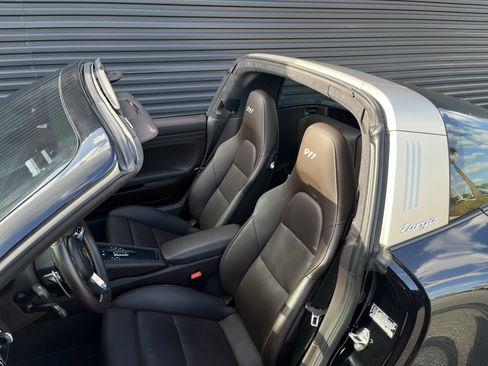 Certified 2019 Porsche 911 Targa 4 GTS image 12