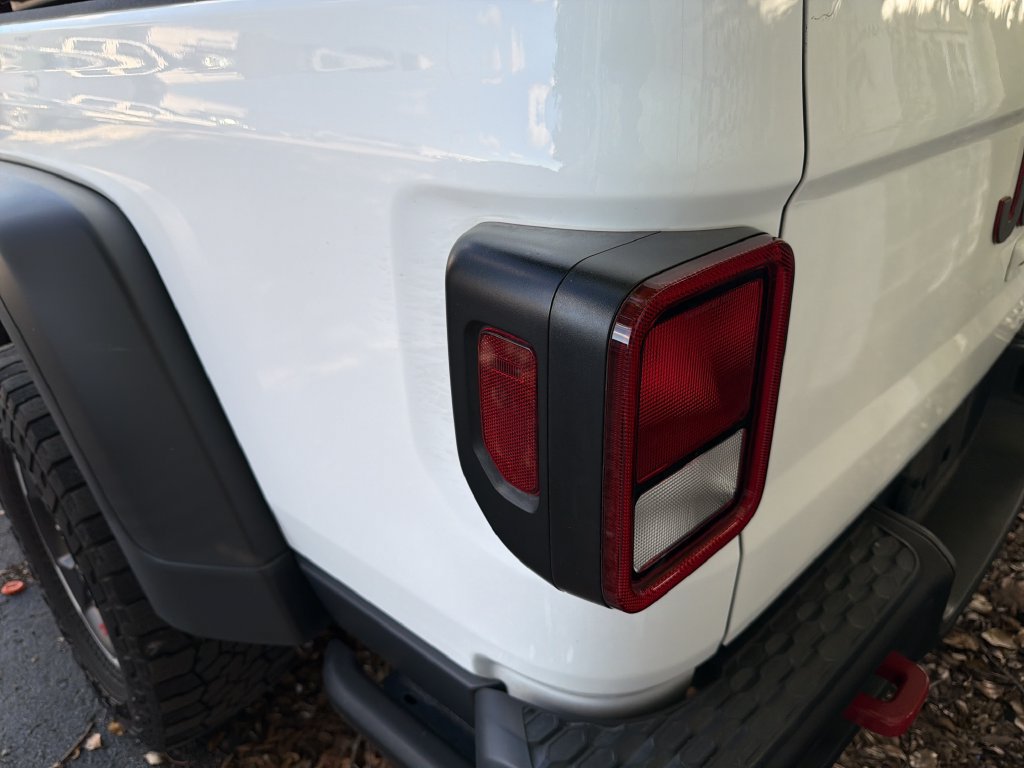 Used 2022 Jeep Gladiator Rubicon AWD/4WD image 8