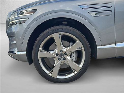 Used 2024 Genesis GV80 2.5T w/ Prestige Package AWD/4WD image 21