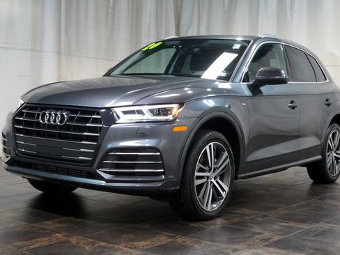 Used 2020 Audi Q5 e Premium Plus w/ Premium Plus Package AWD/4WD image 2