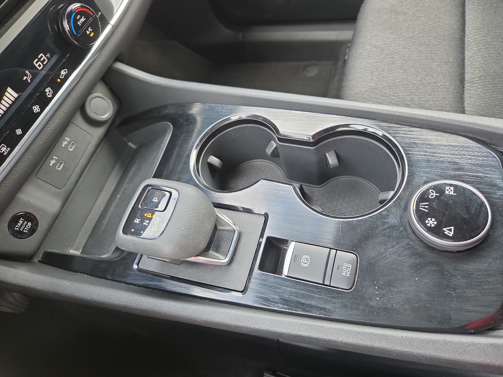 Used 2025 Nissan Rogue SV AWD/4WD image 25