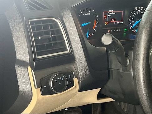 Used 2017 Ford Explorer FWD image 10