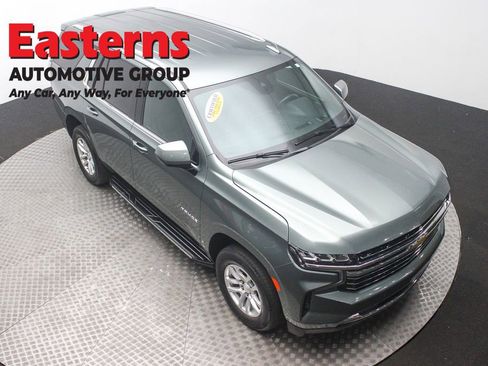 Used 2024 Chevrolet Tahoe LT image 3