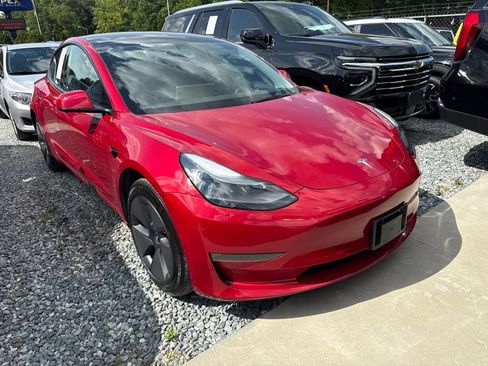 Used 2022 Tesla Model 3 Long Range AWD/4WD image 2