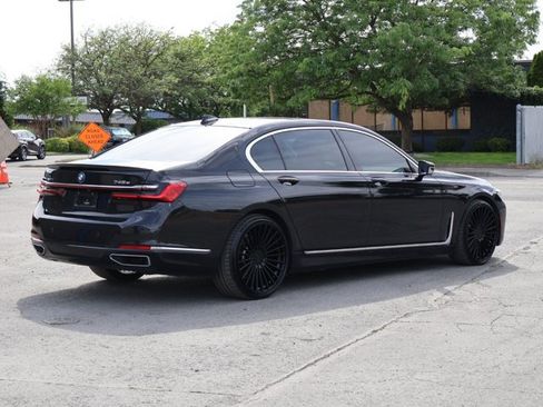 Used 2020 BMW 745e xDrive AWD/4WD image 5