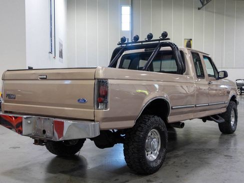 Used 1997 Ford F250 2WD SuperCab Heavy Duty image 7