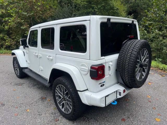 Used 2024 Jeep Wrangler High Altitude AWD/4WD image 8
