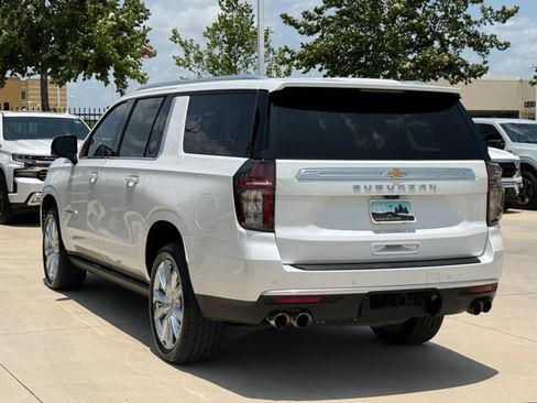 Used 2023 Chevrolet Suburban High Country AWD/4WD image 5