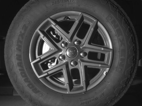 Used 2025 Jeep Wrangler Sport S image 12