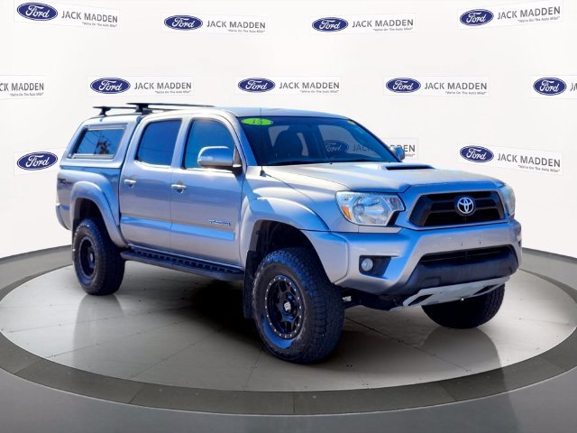 Used 2015 Toyota Tacoma 4x4 Double Cab w/ TRD Sport Package image 7