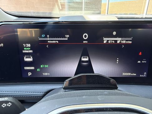 Used 2023 Nissan Ariya FWD image 17