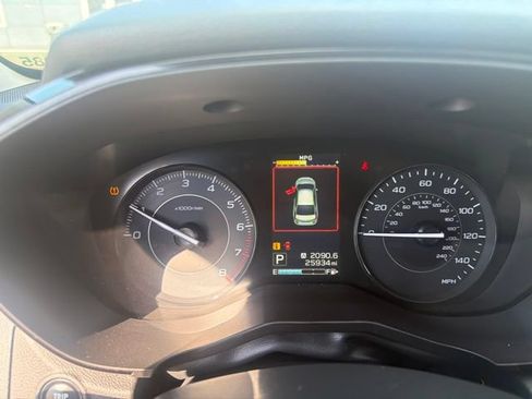 Used 2023 Subaru Impreza 2.0i AWD/4WD image 10