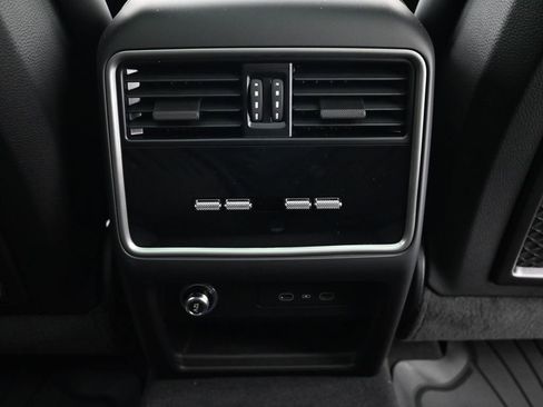 New 2026 Porsche Cayenne Coupe image 8