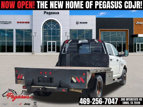 Used 2018 RAM 3500 Tradesman w/ Chrome Appearance Group AWD/4WD image 5