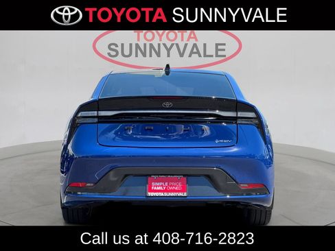 Used 2026 Toyota Prius Plug-In Hybrid FWD image 8