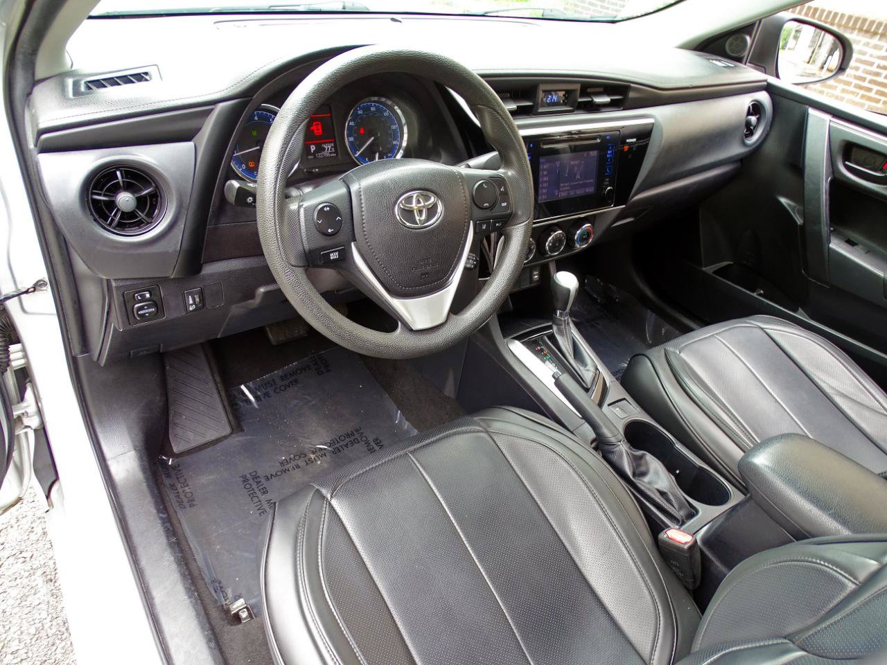 Used 2017 Toyota Corolla L FWD image 13