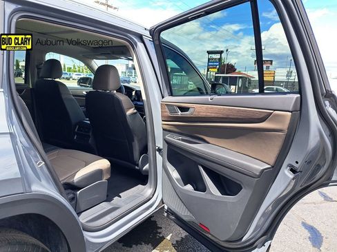 New 2026 Volkswagen Atlas SEL AWD/4WD image 23