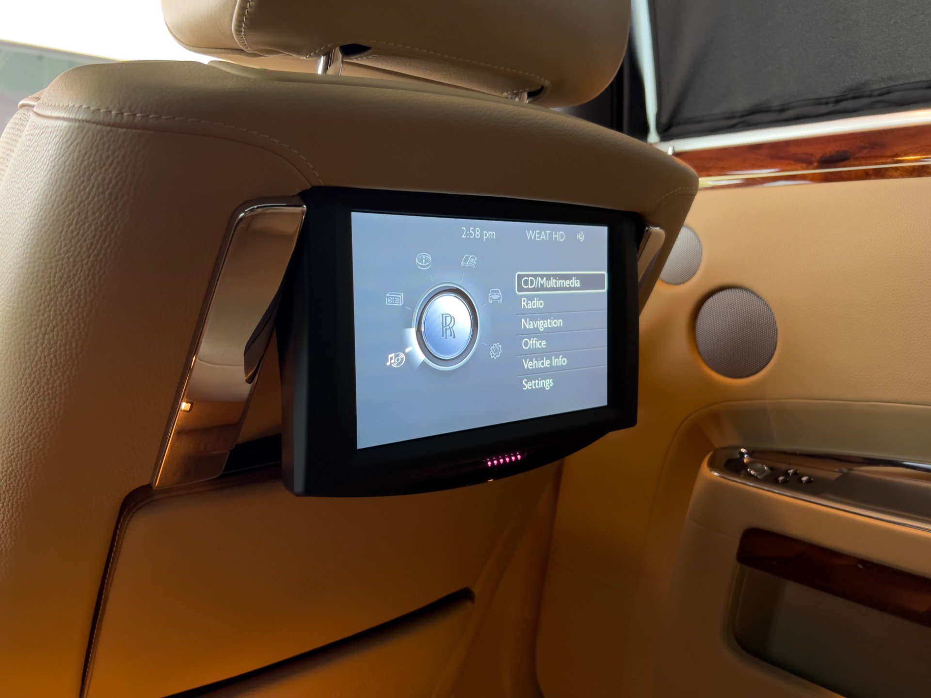 Used 2013 Rolls-Royce Ghost RWD image 31