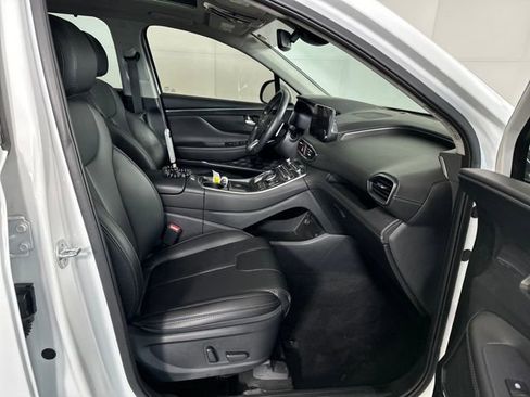 Used 2023 Hyundai Santa Fe SEL w/ Premium Package image 29