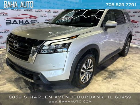 Used 2025 Nissan Pathfinder SL image 52