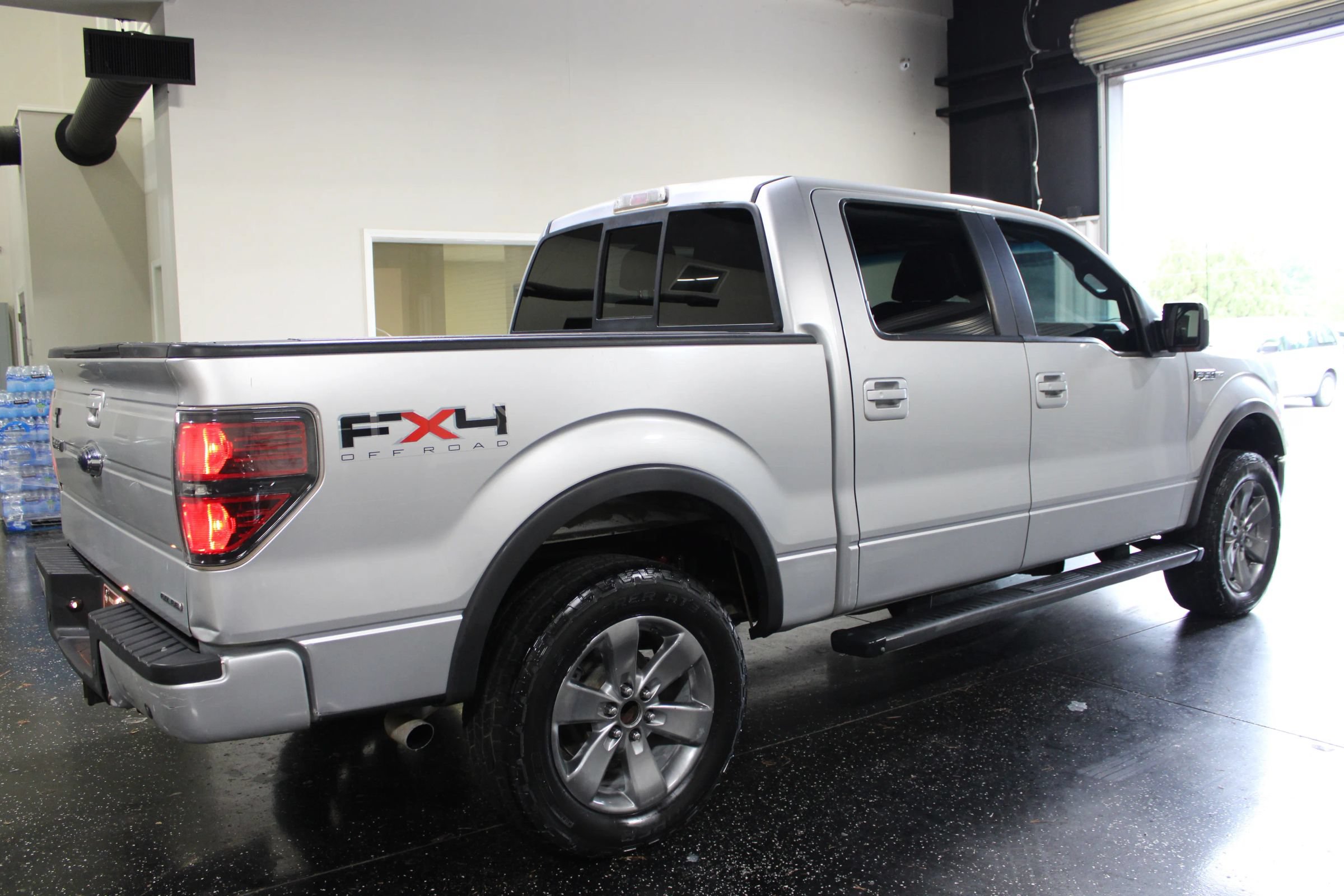Used 2011 Ford F150 FX4 w/ FX Luxury Pkg AWD/4WD image 3