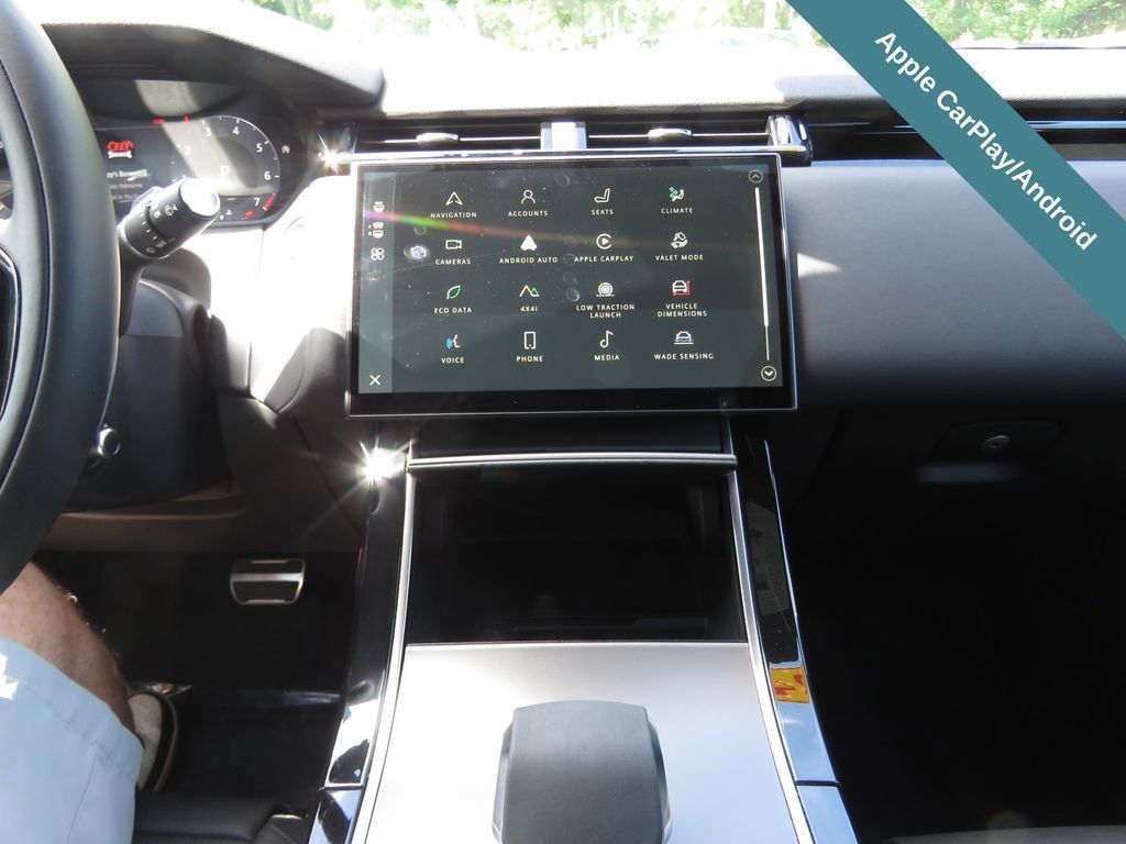 Used 2024 Land Rover Range Rover Velar Dynamic SE AWD/4WD image 27