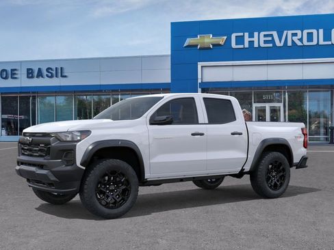 New 2026 Chevrolet Colorado Trail Boss AWD/4WD image 2