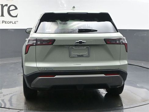 New 2026 Chevrolet Equinox LT w/ Convenience Package II image 13